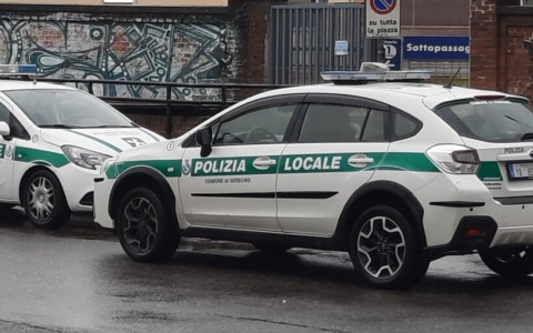 Fermata un veicolo condotto da un minorenne