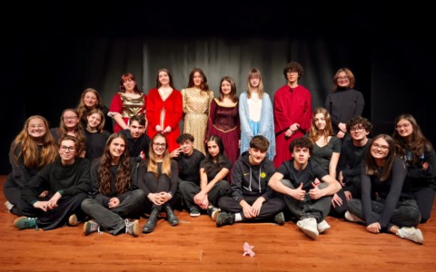 Gli studenti del Liceo Marie Curie in scena per il Dantedì
