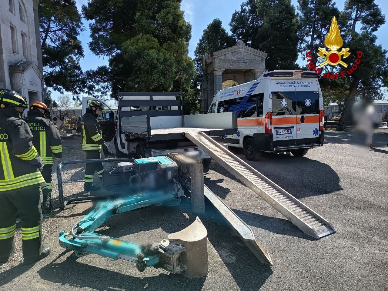 Incidente sul lavoro nel cimitero di Seregno