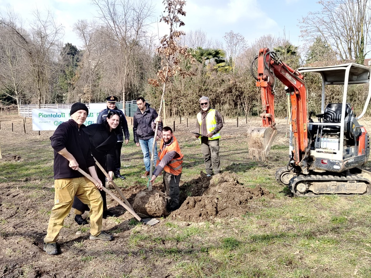 Piantalalì: riqualificate due aree con trenta nuovi alberi e centinaia di arbusti