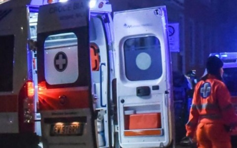 Rapina a un imprenditore davanti a casa