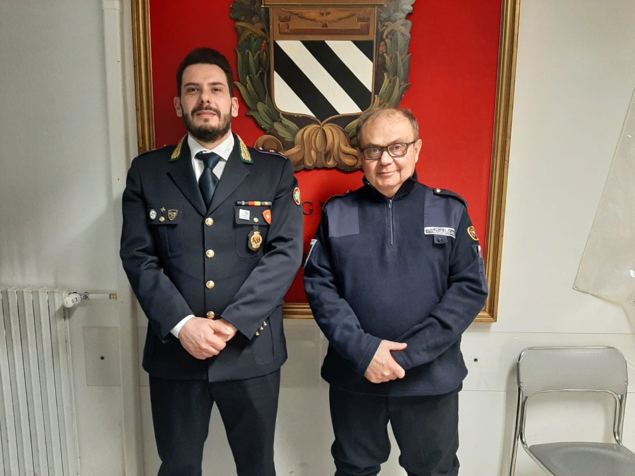 Una bimba di 4 anni ritrovata dagli agenti dopo essersi allontanata dal papà