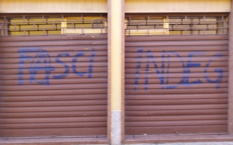 Atti vandalici contro Forza Italia e Indipendenza a Cesano Maderno