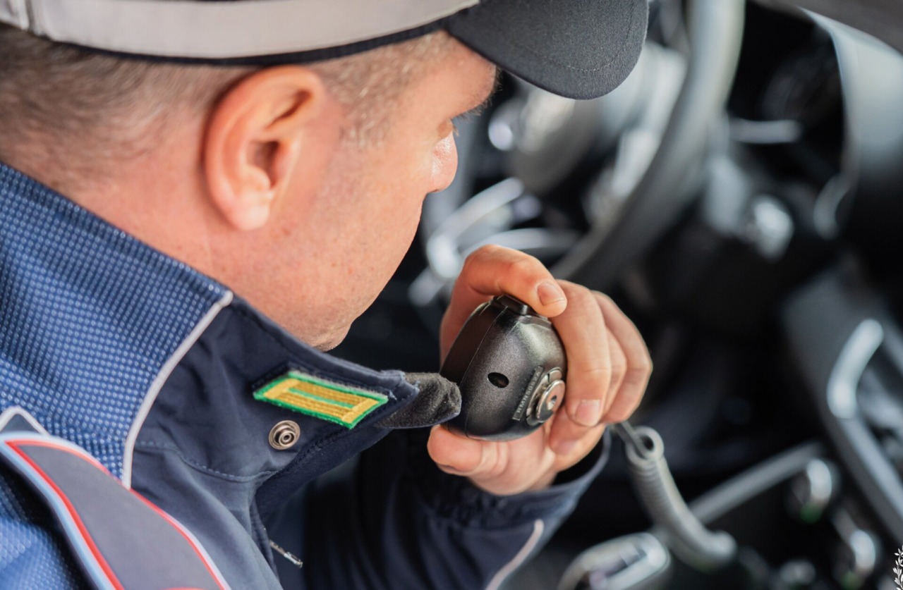 Seregnese alla guida con alcol nel sangue sette volte oltre il limite