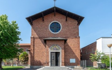 Cinque calici rubati nella chiesa di Cimnago