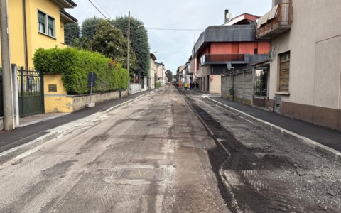Partono i lavori di asfaltatura a Binzago con ingenti investimenti