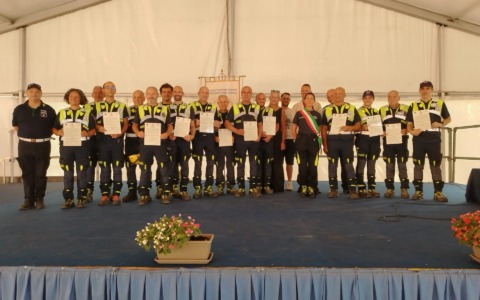 Riconoscimenti ai volontari storici della Protezione civile