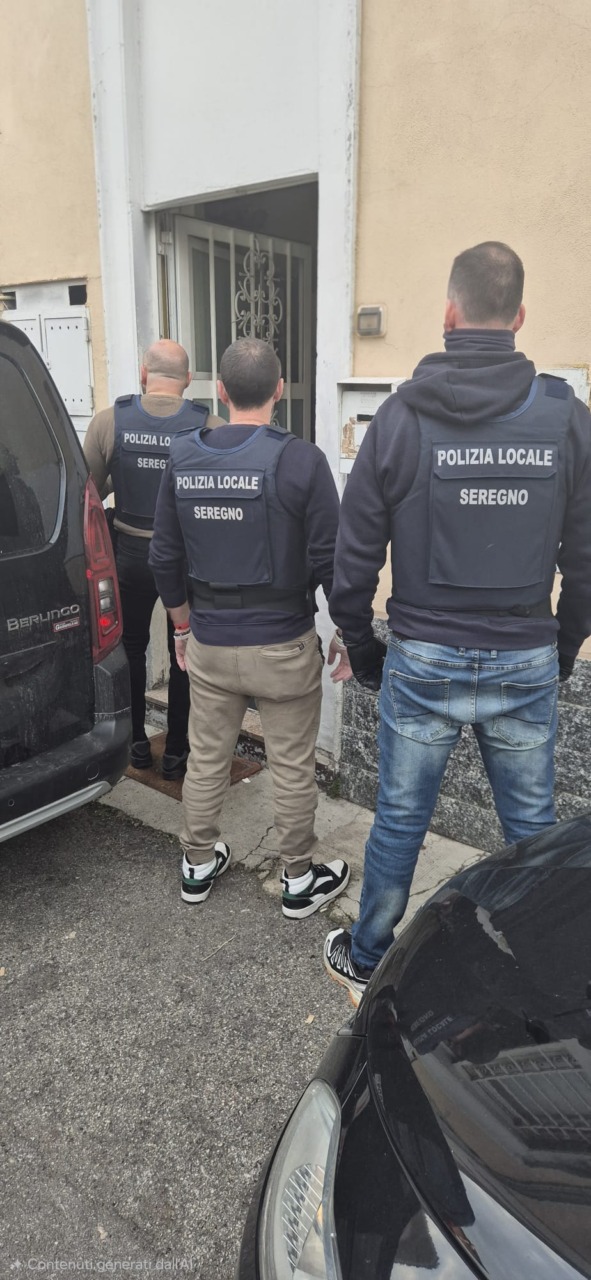 Scoperto un appartamento abusivo trasformato in dormitorio