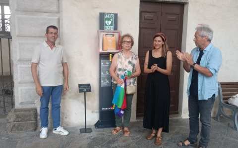 Un defibrillatore dedicato a Luciano Spotti, volontario storico